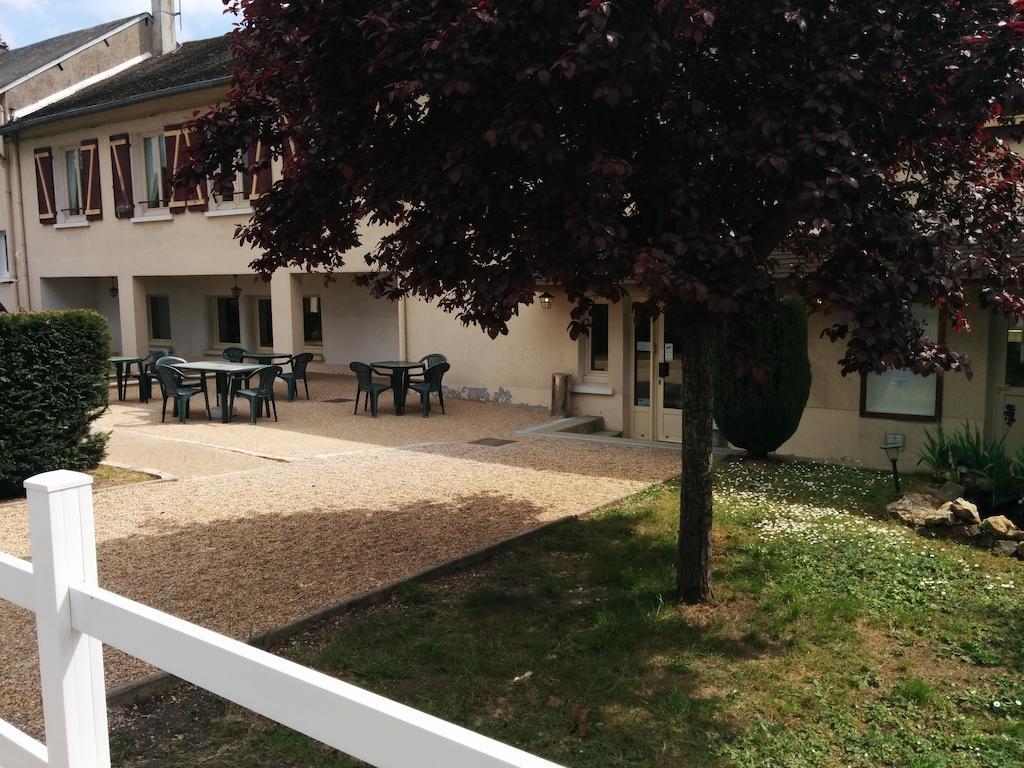 Relais Henri IV Bed & Breakfast La Fleche Exterior photo